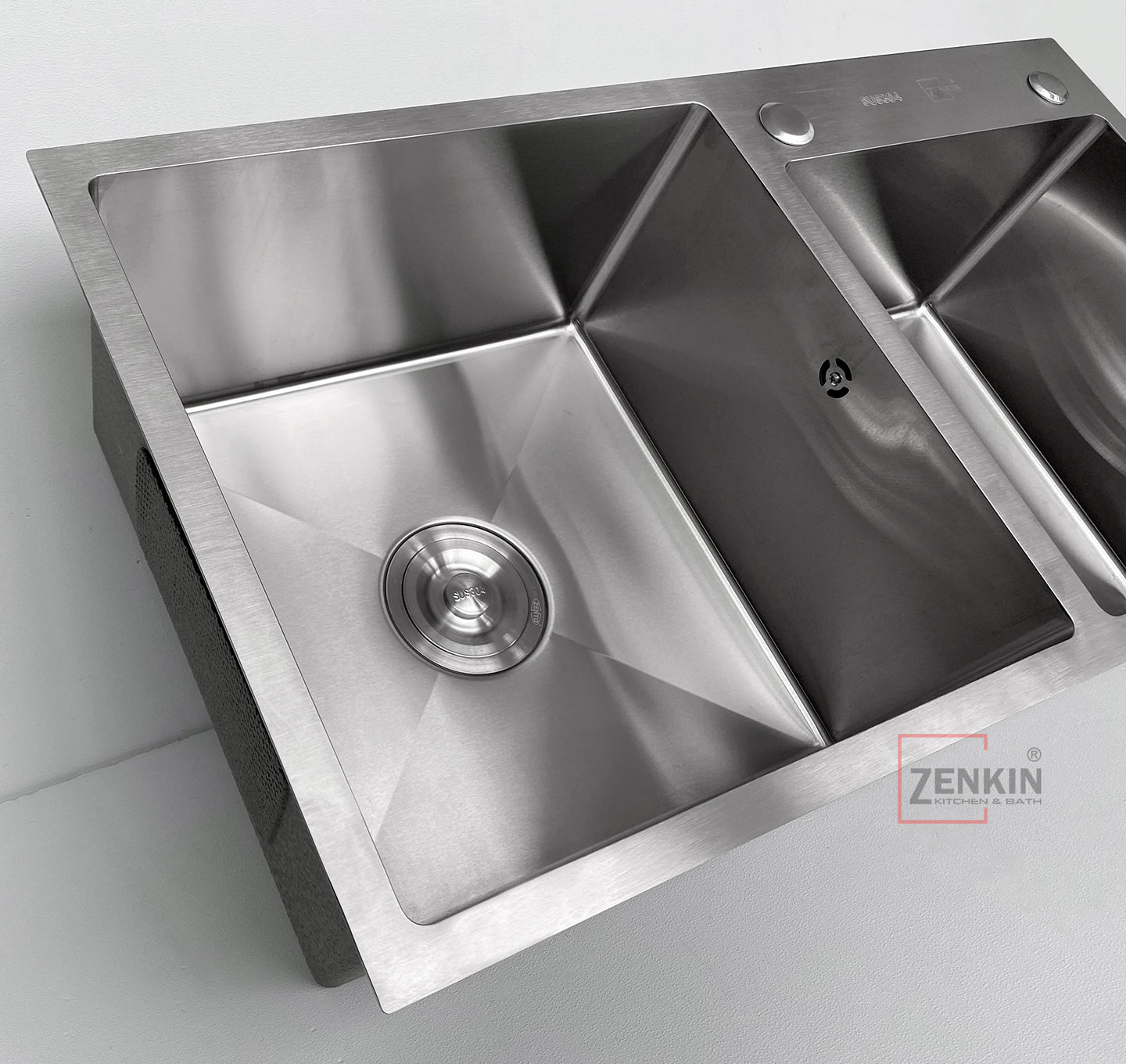 Zenkin Kitchen Sink Zk7843 304